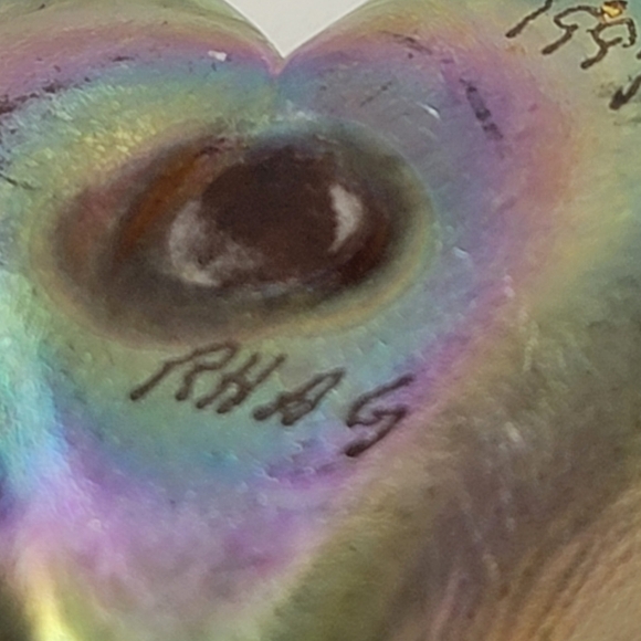 Robert Held Art Glass Angel Iridescent Heart Paperweight - Picture 6 of 8